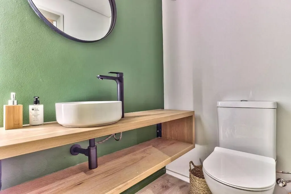 Urban Gem Located In The Heart Of The East City Cape Town